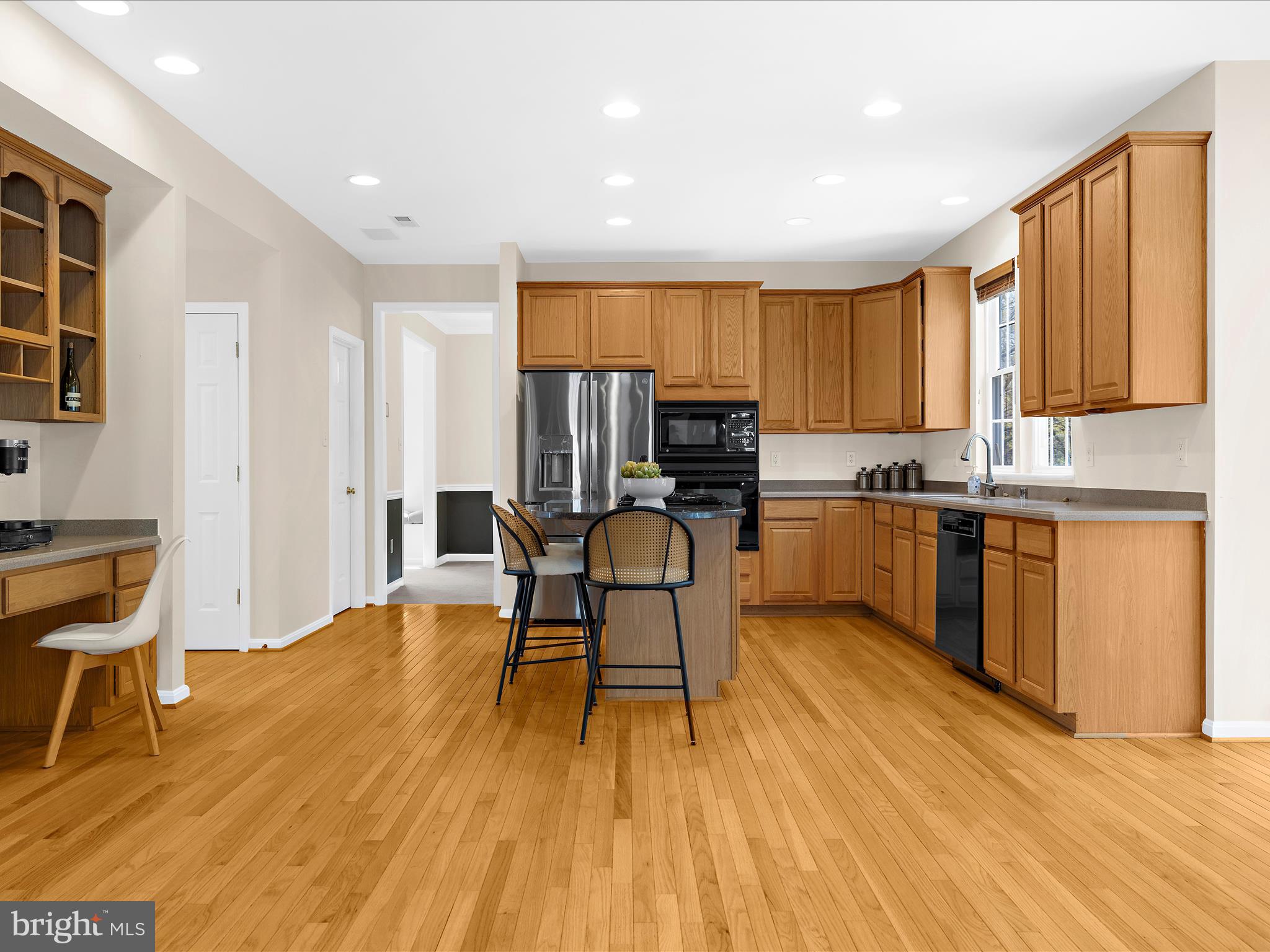 2406 VALLEY BROOK LANE