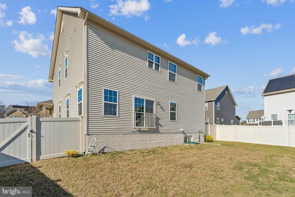 2598 SKEETER COURT