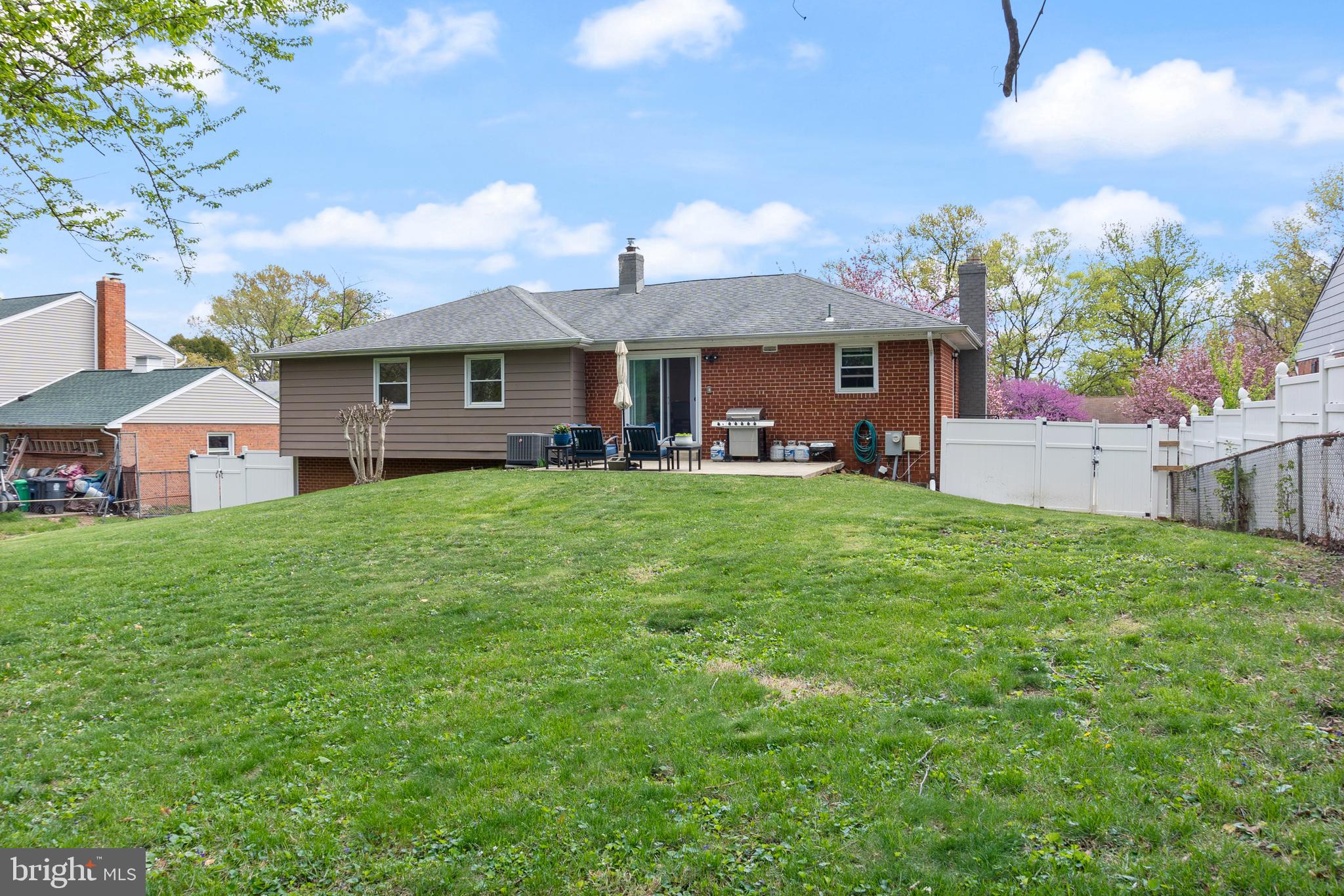 201 HERRINGTON DRIVE