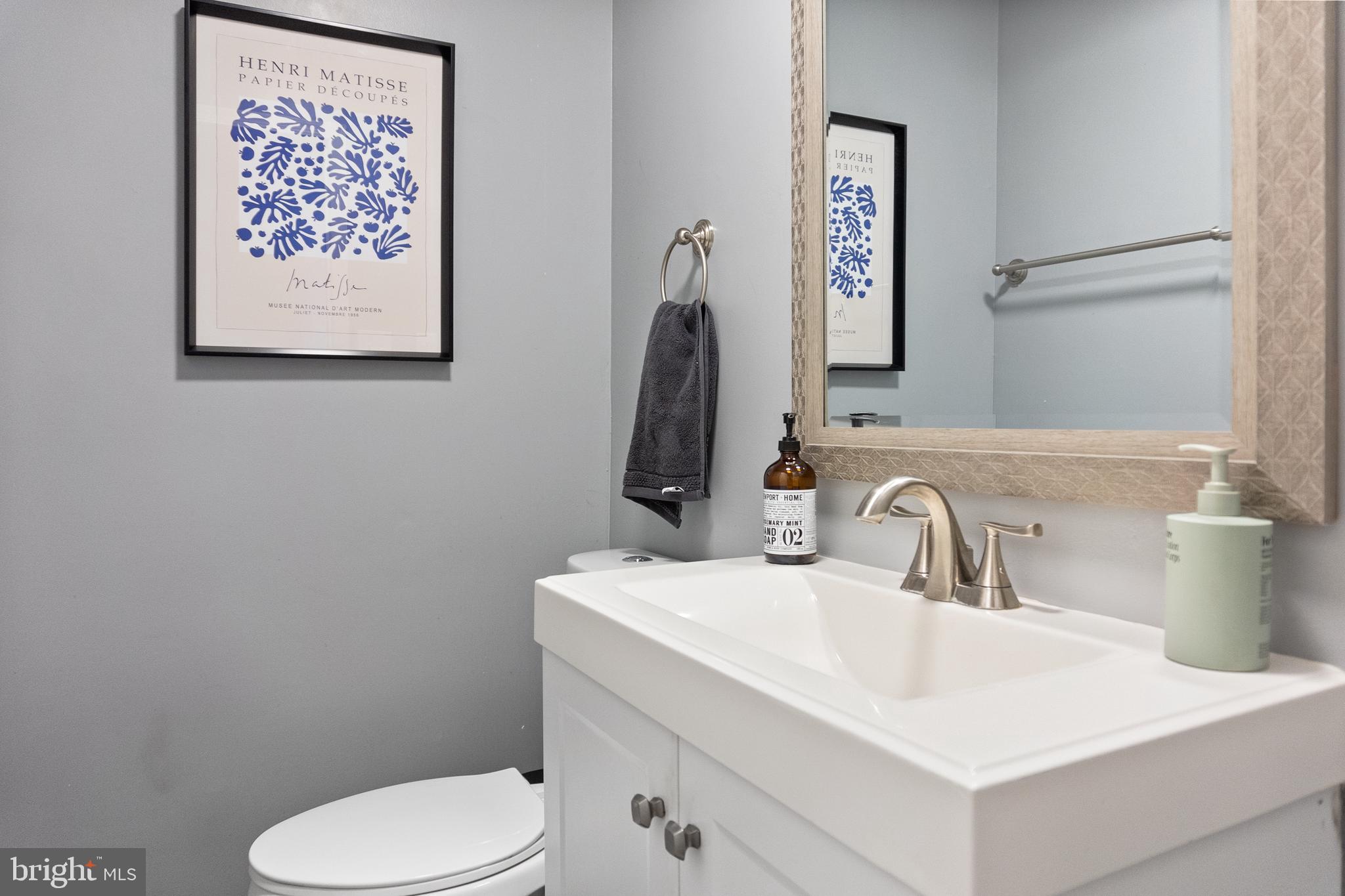 201 HERRINGTON DRIVE