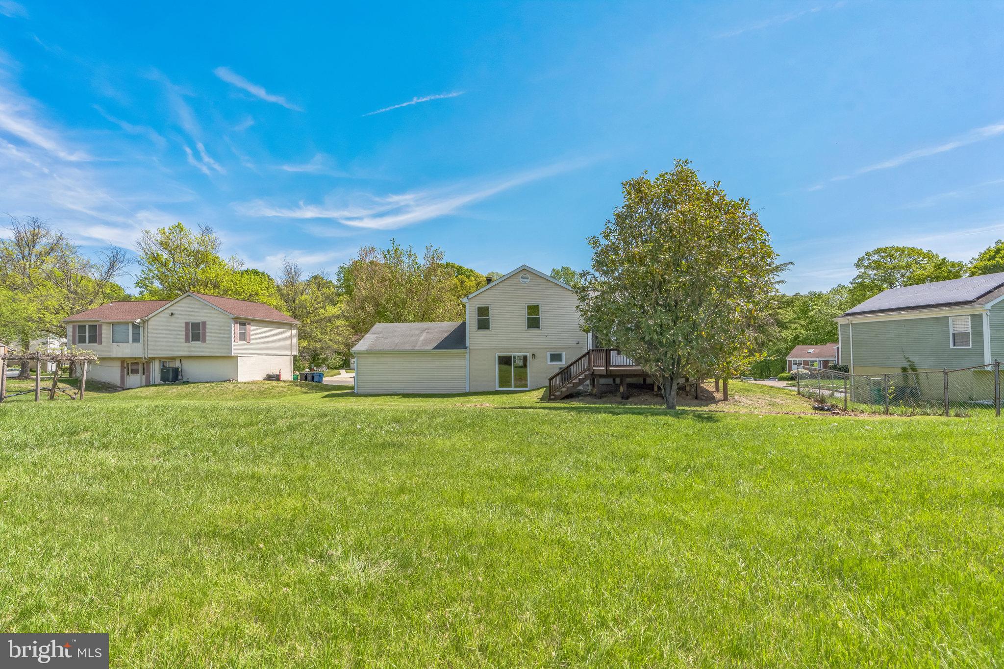 6203 BARROWFIELD COURT