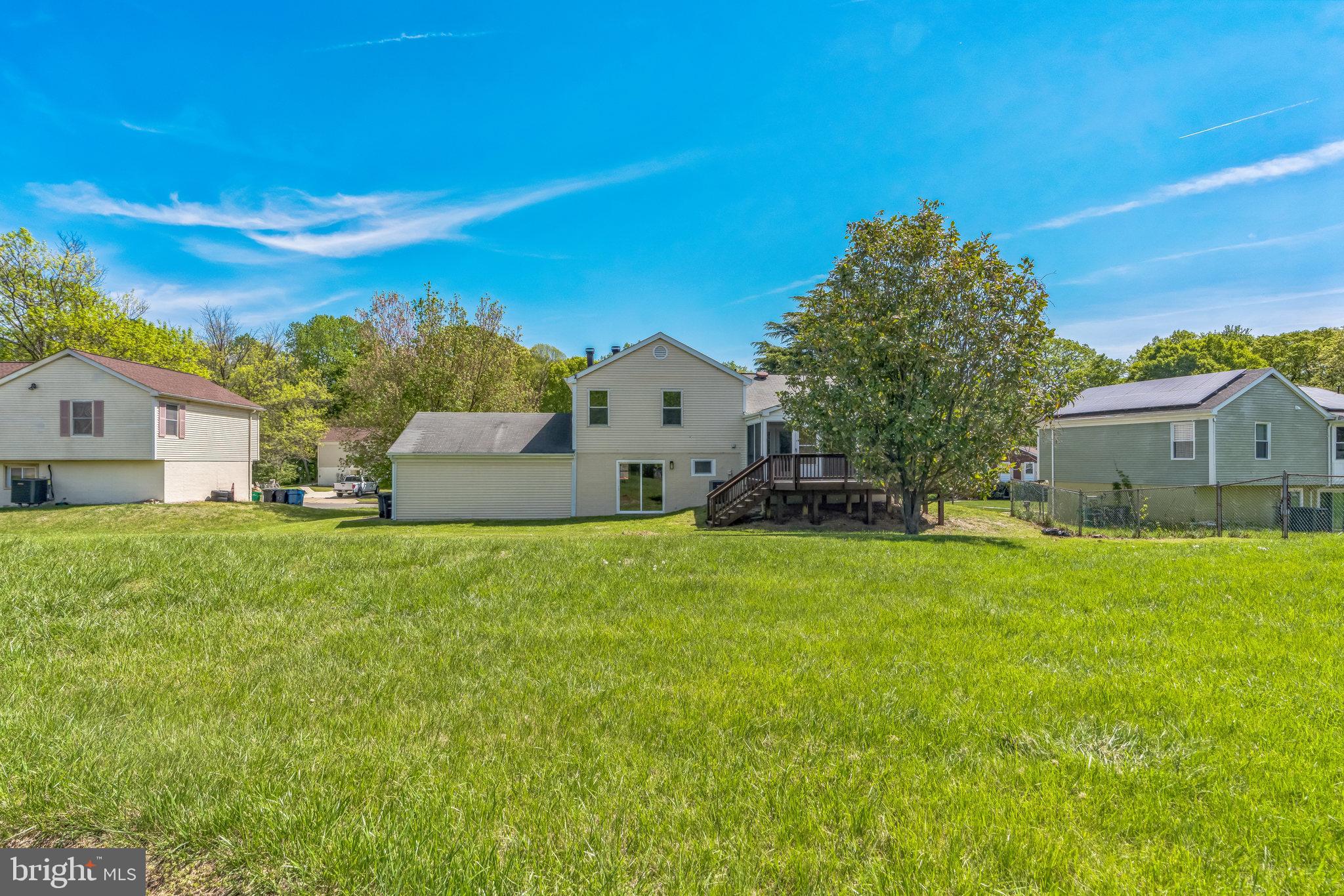 6203 BARROWFIELD COURT