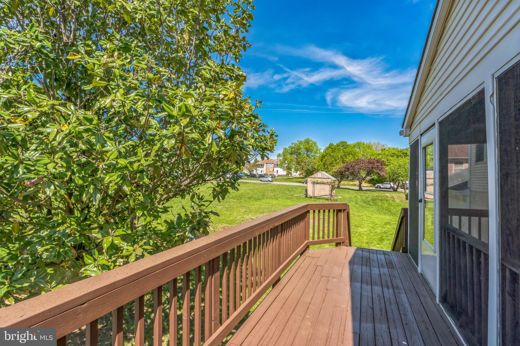 6203 BARROWFIELD COURT
