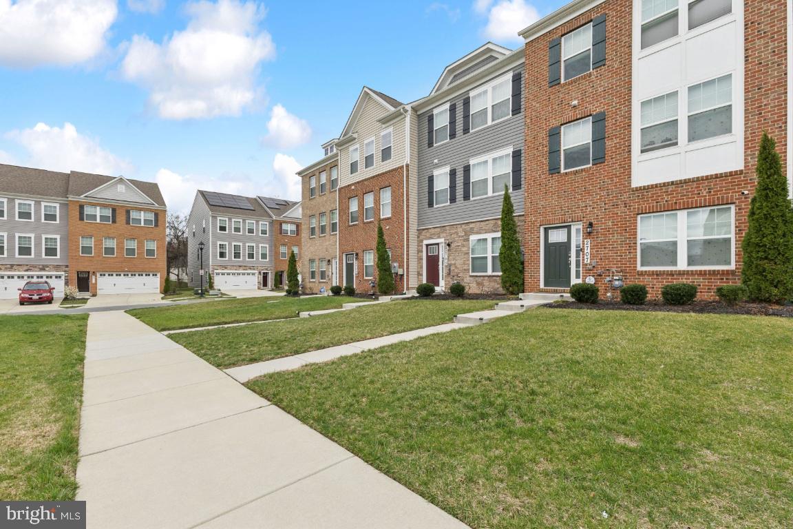 2707 PRINCESS VICTORIA WAY