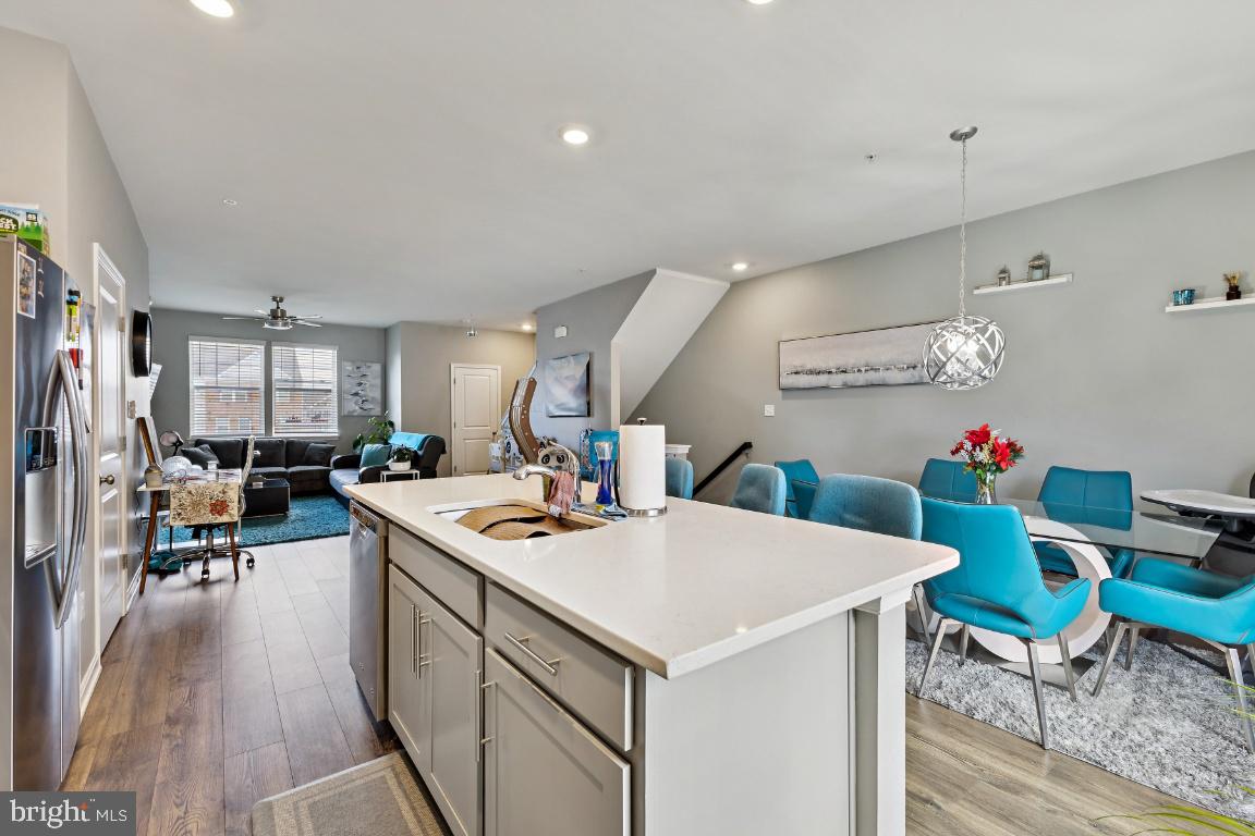 2707 PRINCESS VICTORIA WAY