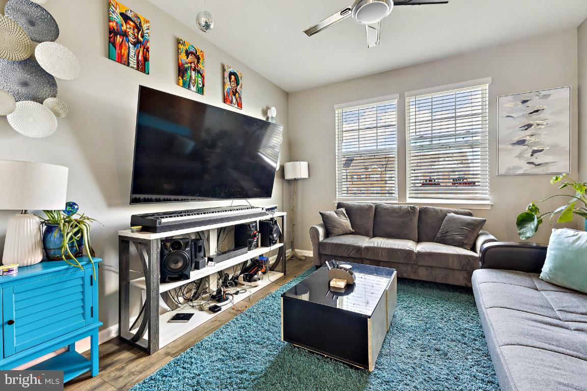 2707 PRINCESS VICTORIA WAY