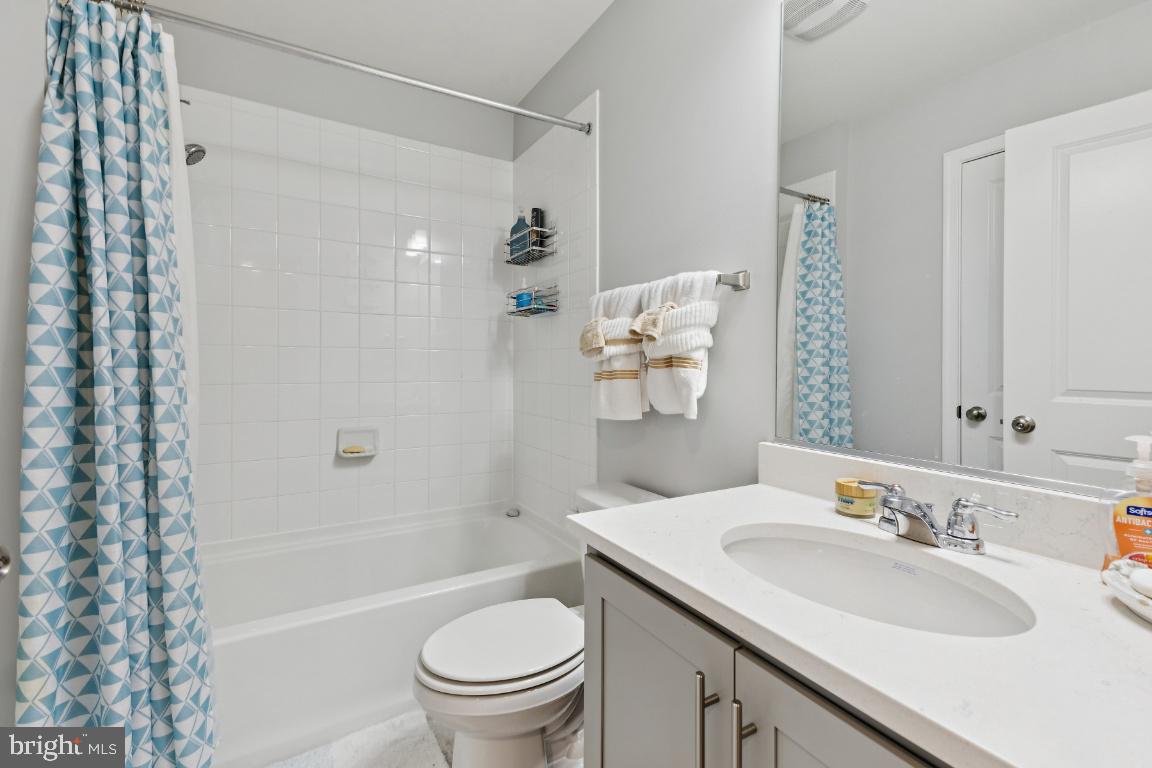 2707 PRINCESS VICTORIA WAY