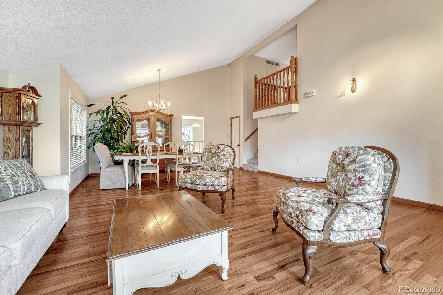 8105 S Syracuse Street