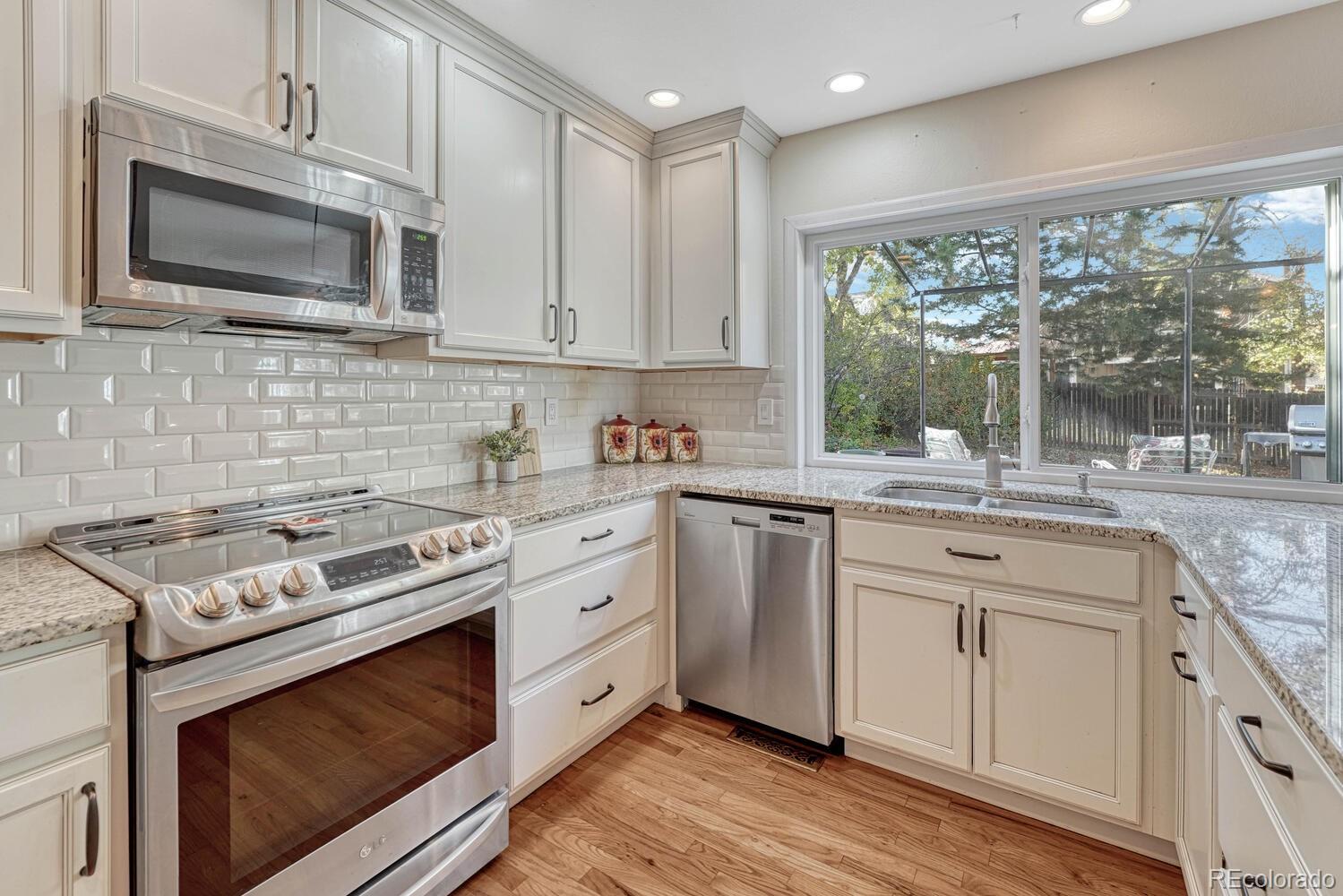 8105 S Syracuse Street