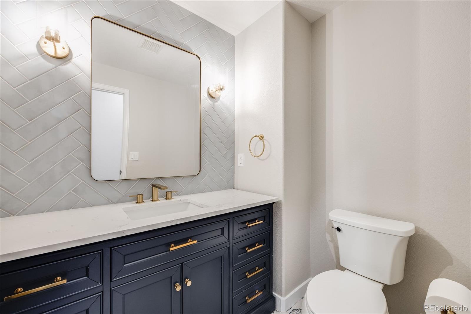 2816 Greensborough Drive