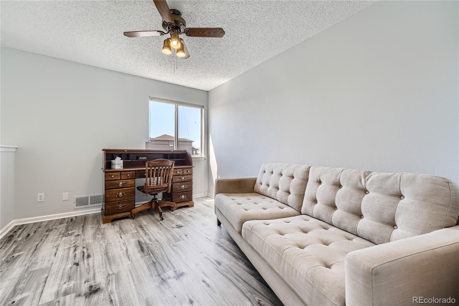 8835 Cloverleaf Circle