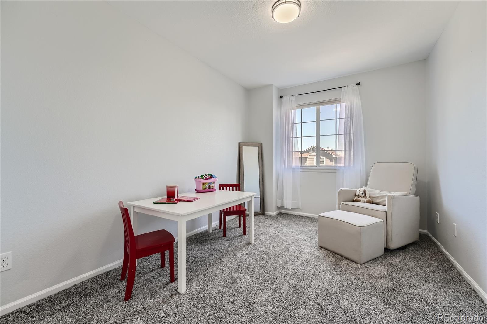 8835 Cloverleaf Circle