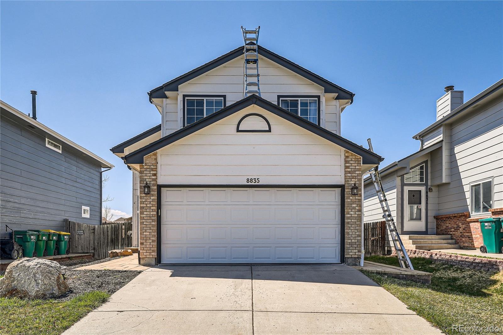 8835 Cloverleaf Circle