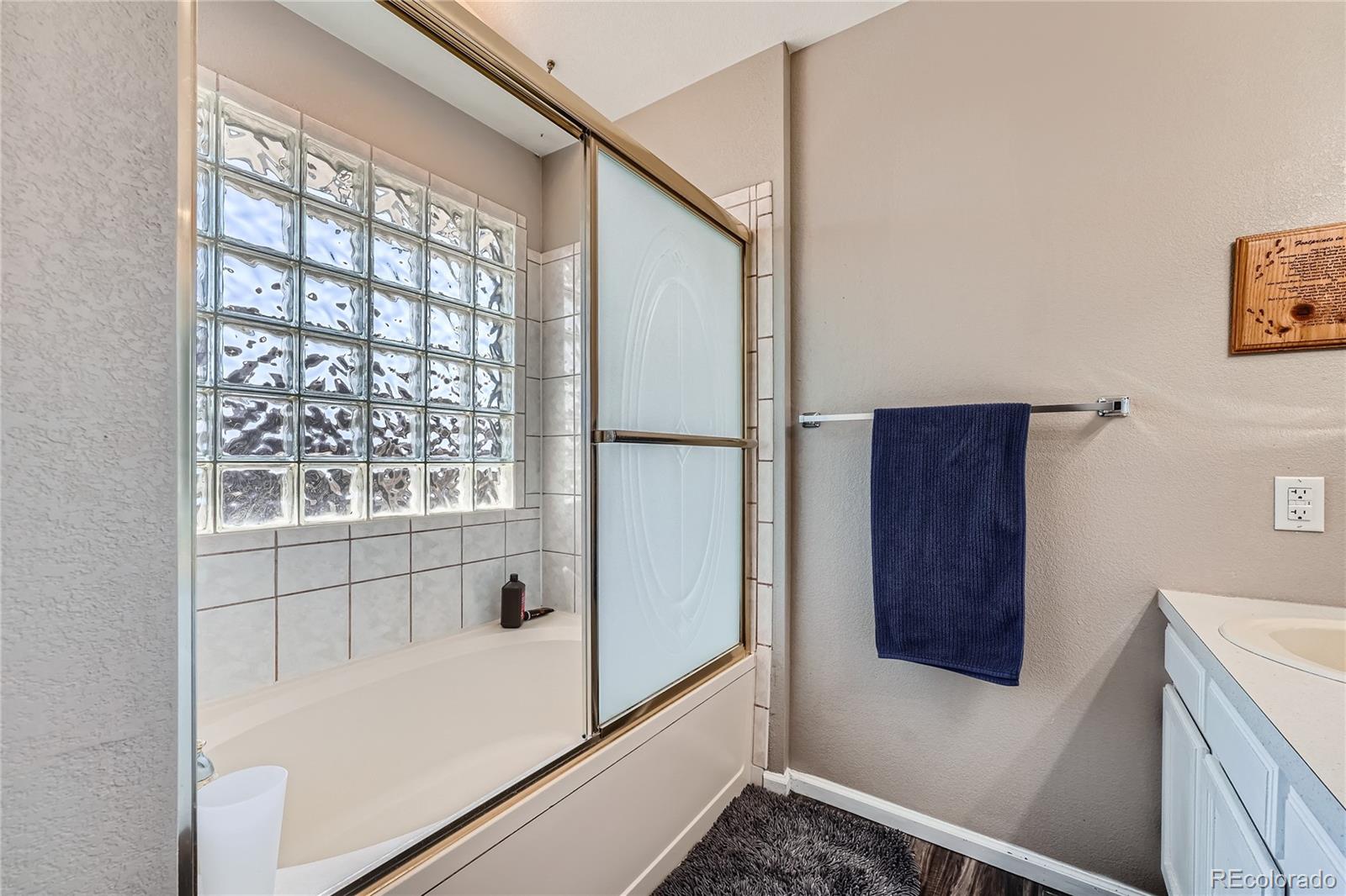 8835 Cloverleaf Circle