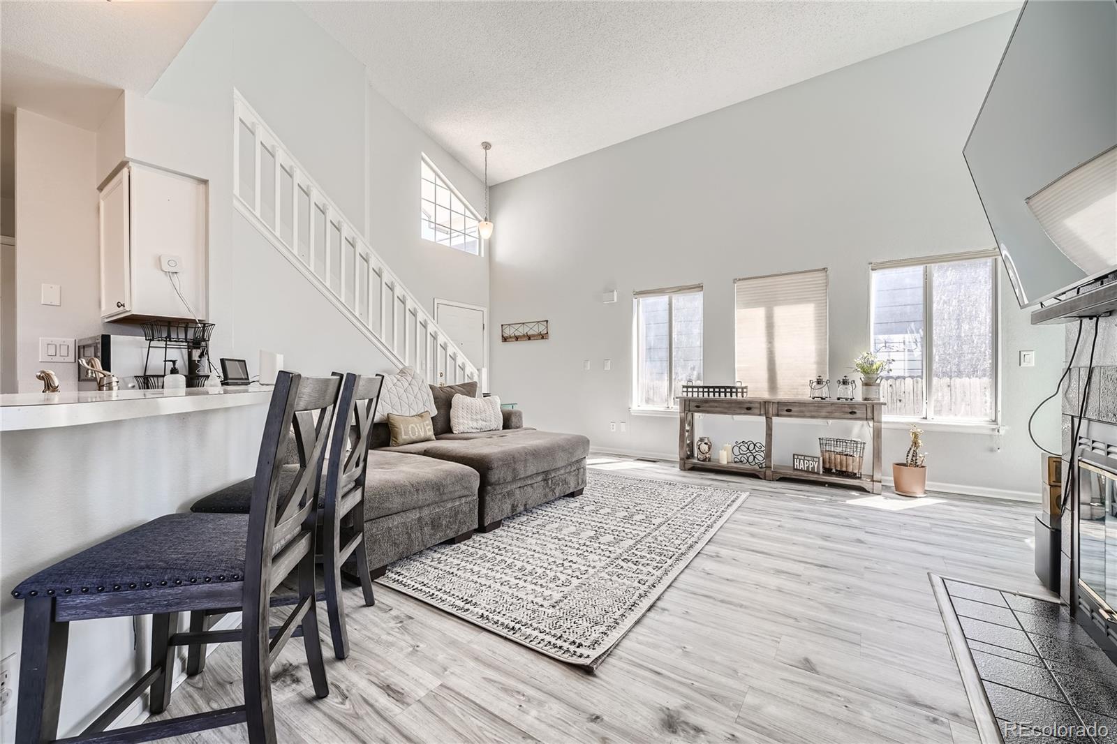 8835 Cloverleaf Circle