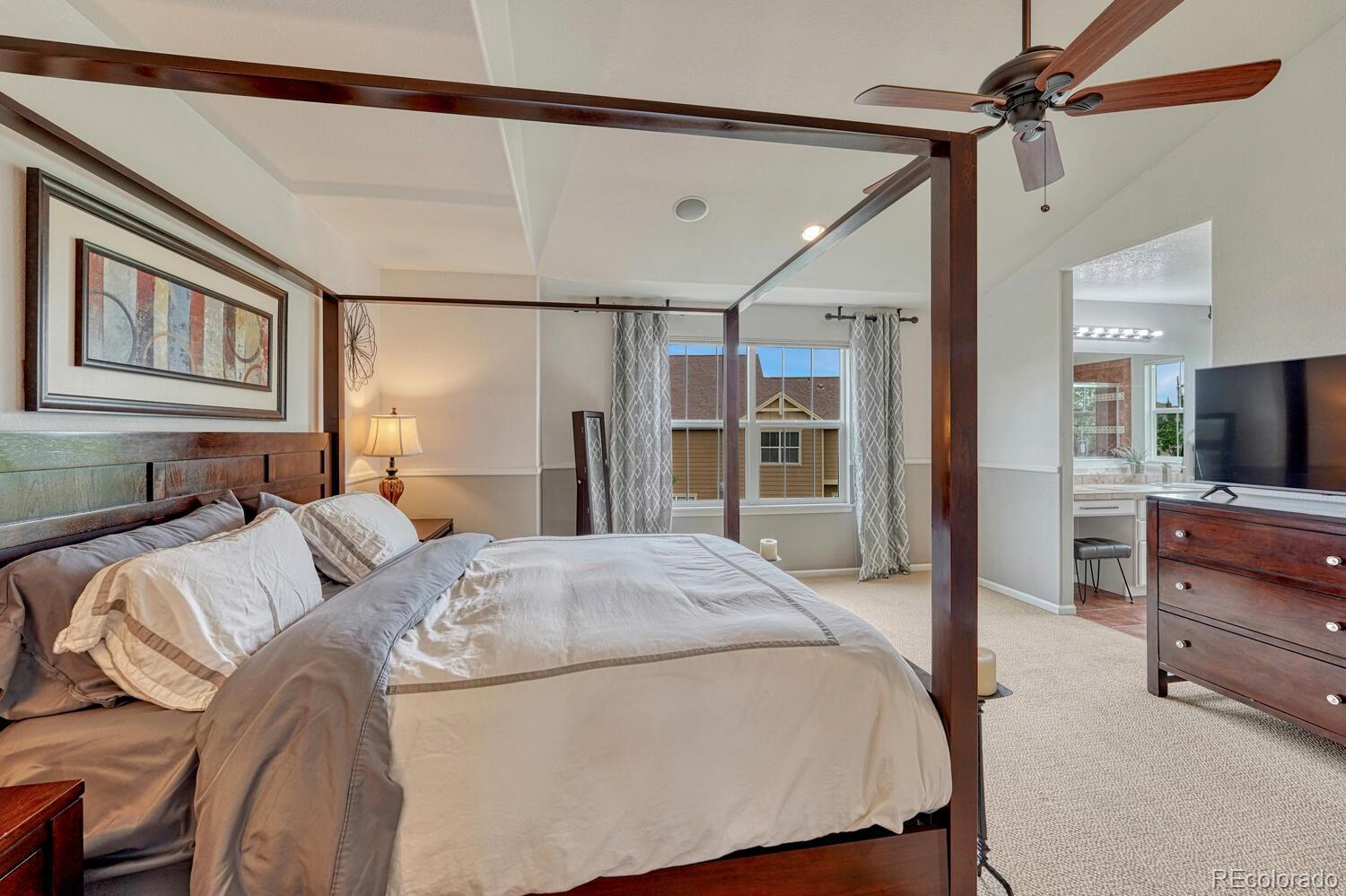 5625 S Buchanan Street