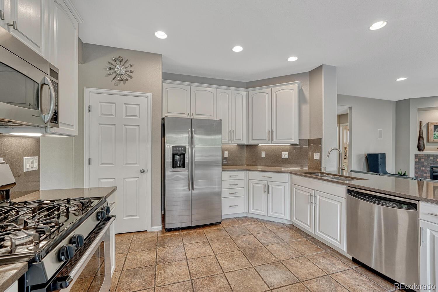 5625 S Buchanan Street