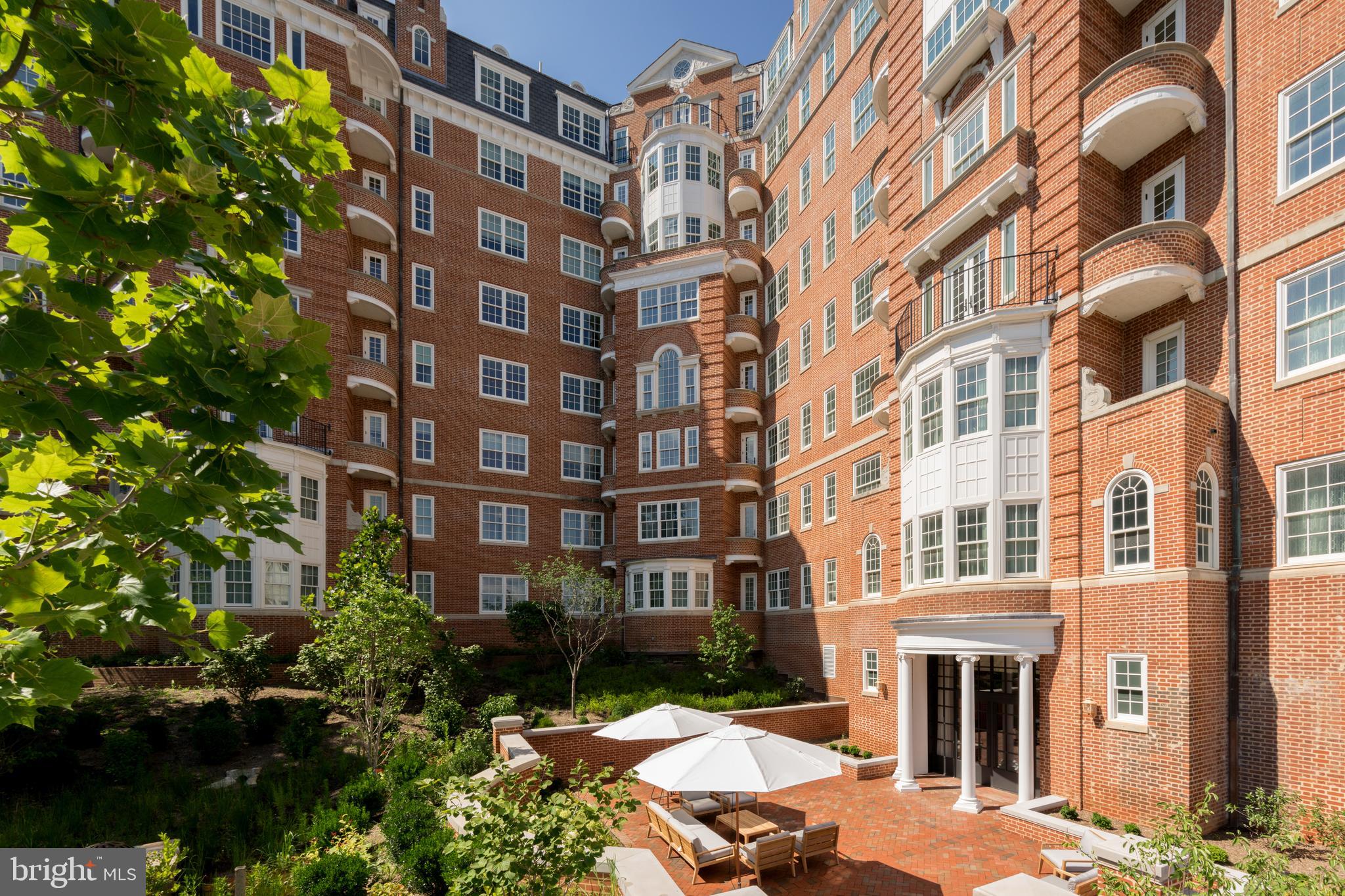 2660 CONNECTICUT AVENUE NW 3C