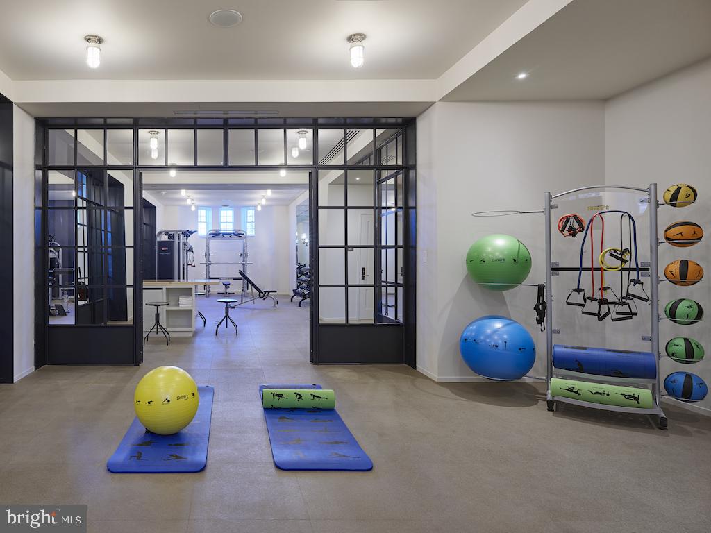 2660 CONNECTICUT AVENUE NW 3C