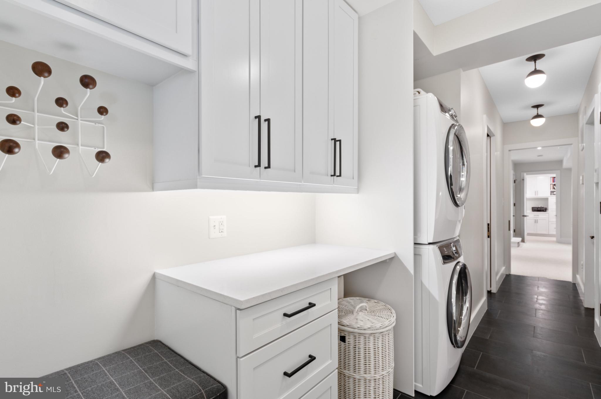 2756 WOODLEY PLACE NW