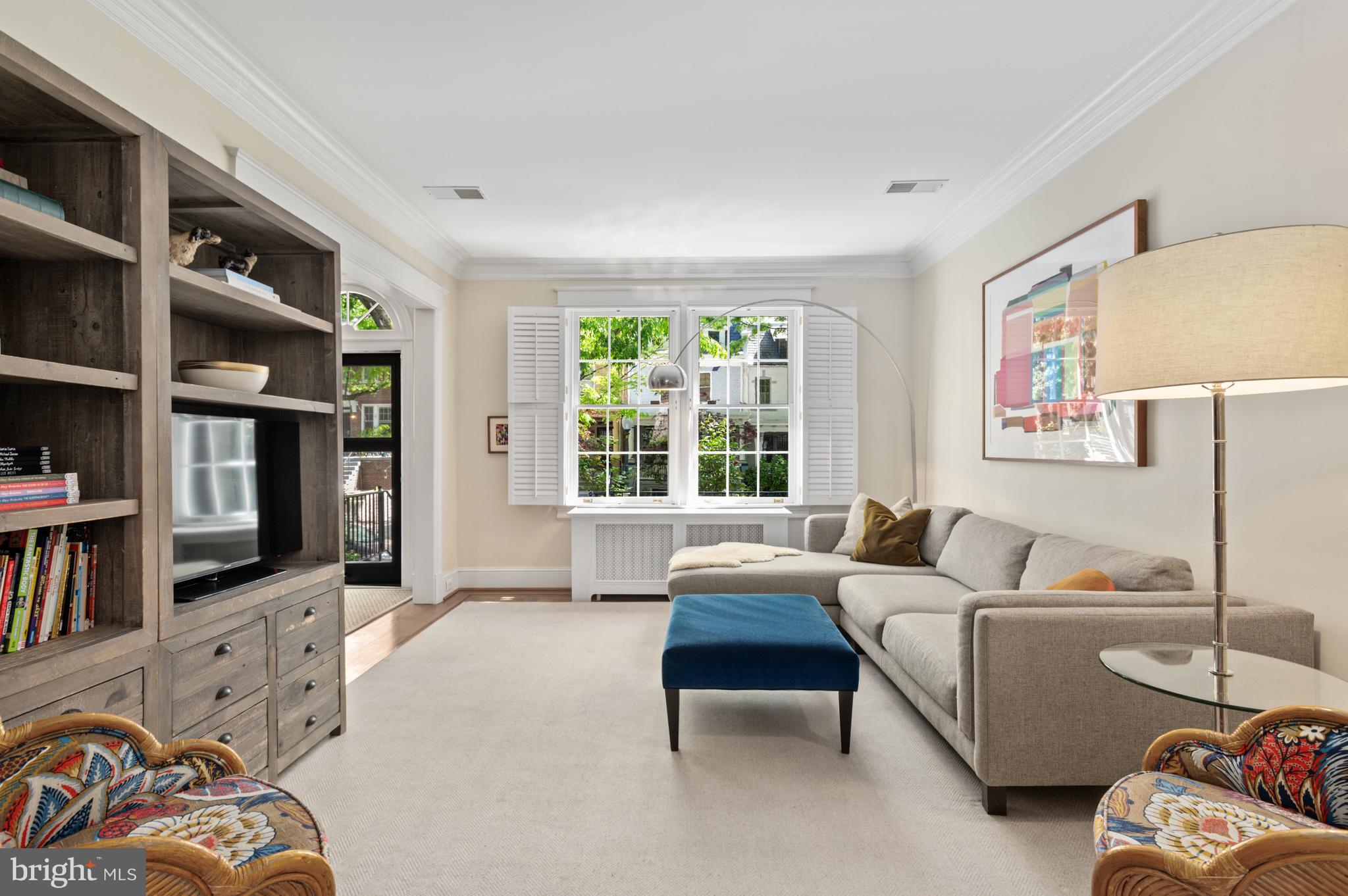 2756 WOODLEY PLACE NW