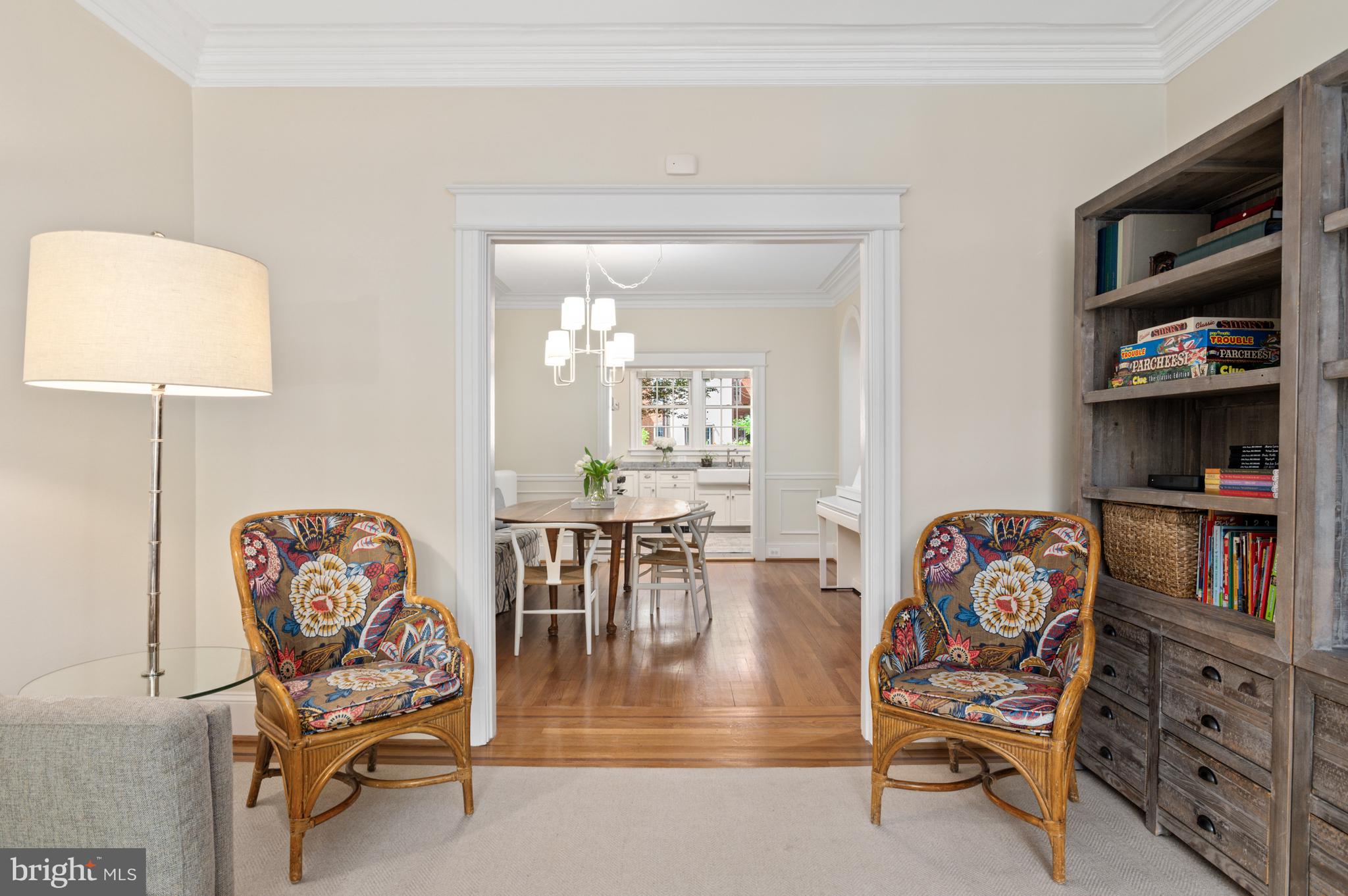 2756 WOODLEY PLACE NW