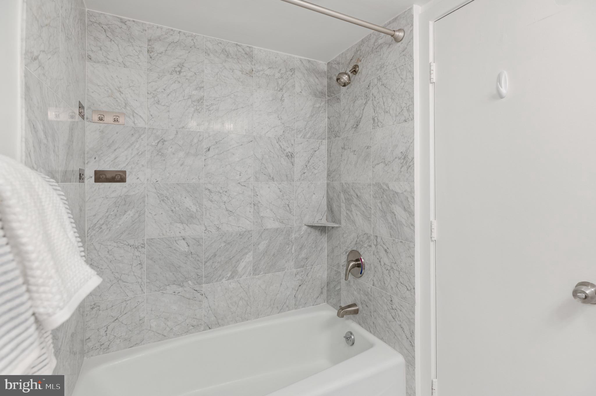 1099 22ND STREET NW 409