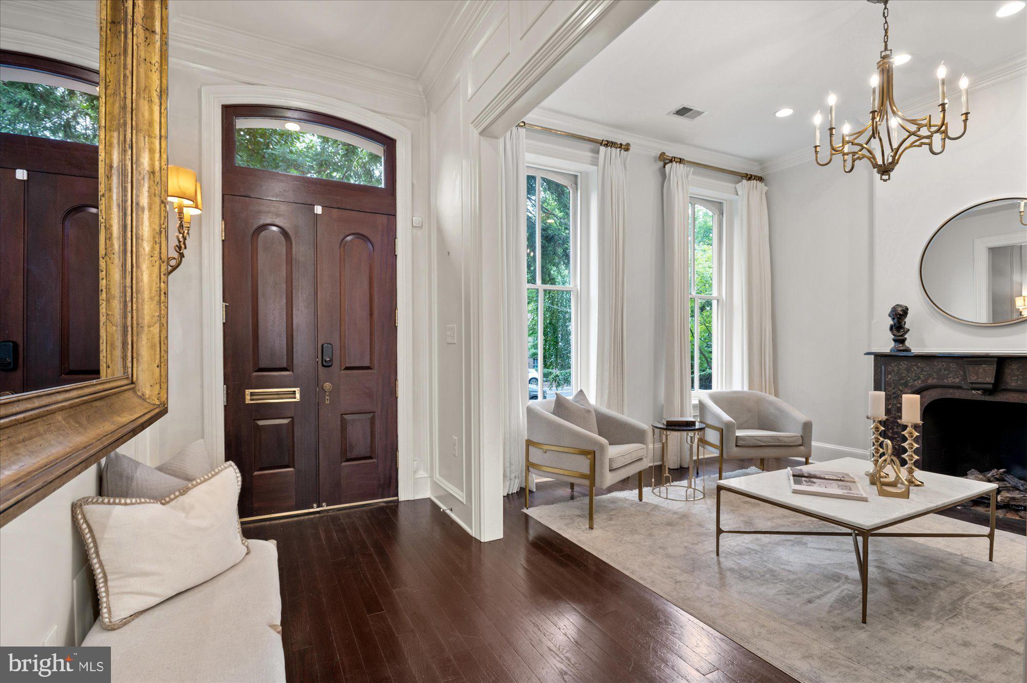 710 E CAPITOL STREET NE