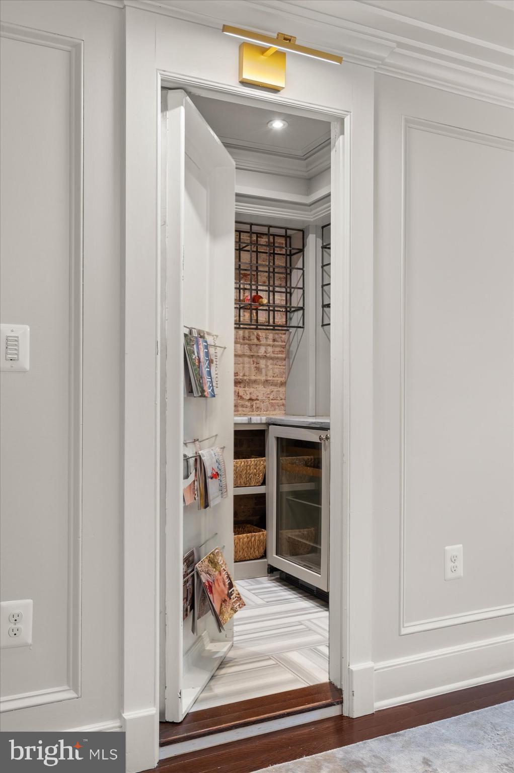 710 E CAPITOL STREET NE