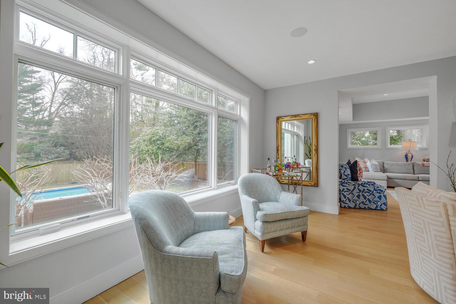 5064 SEDGWICK STREET NW