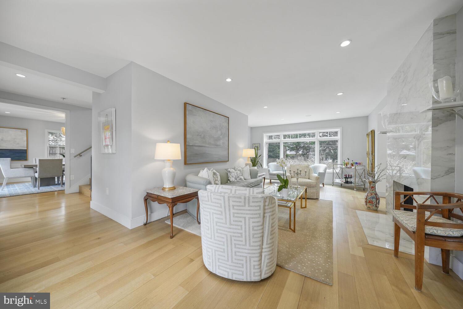 5064 SEDGWICK STREET NW