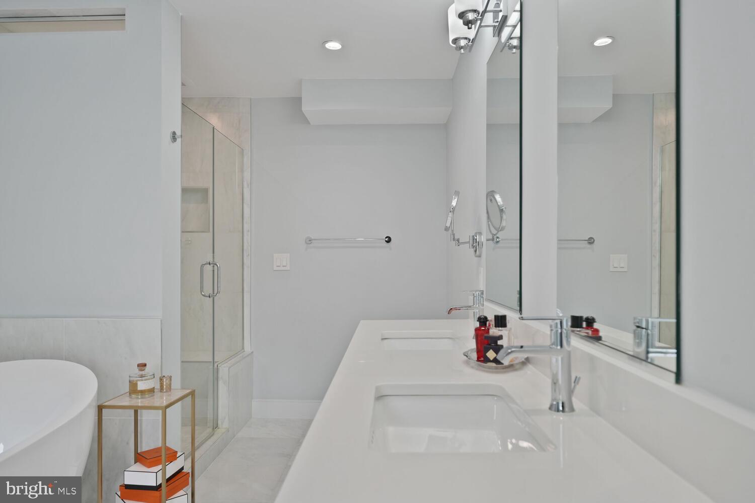 5064 SEDGWICK STREET NW