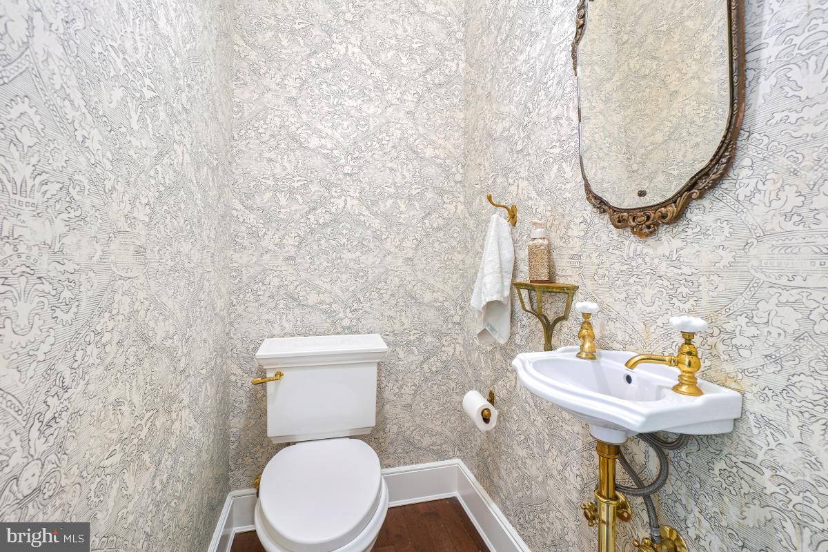 2021 KLINGLE ROAD NW