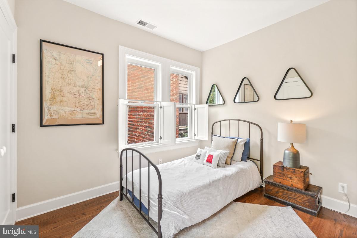 2021 KLINGLE ROAD NW