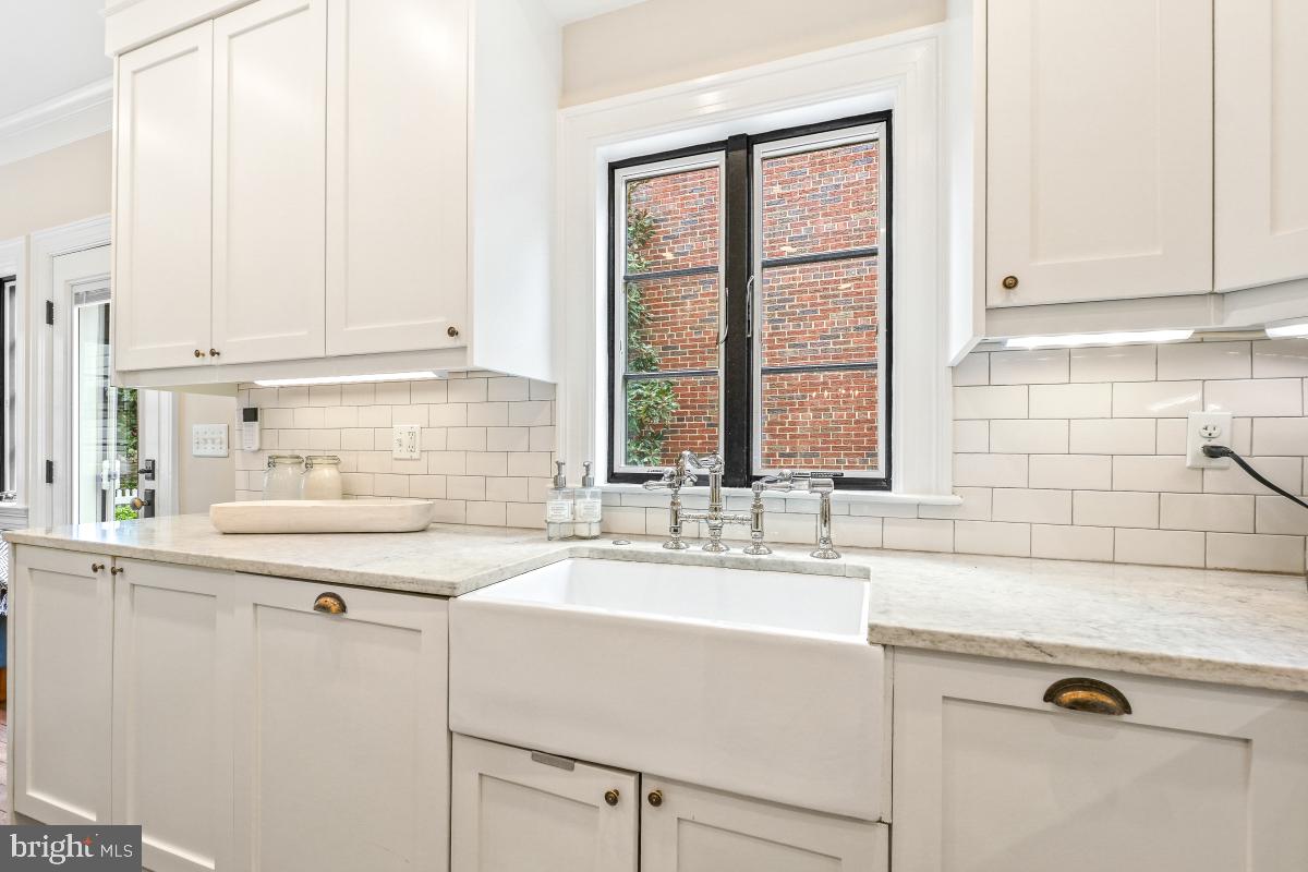 2021 KLINGLE ROAD NW