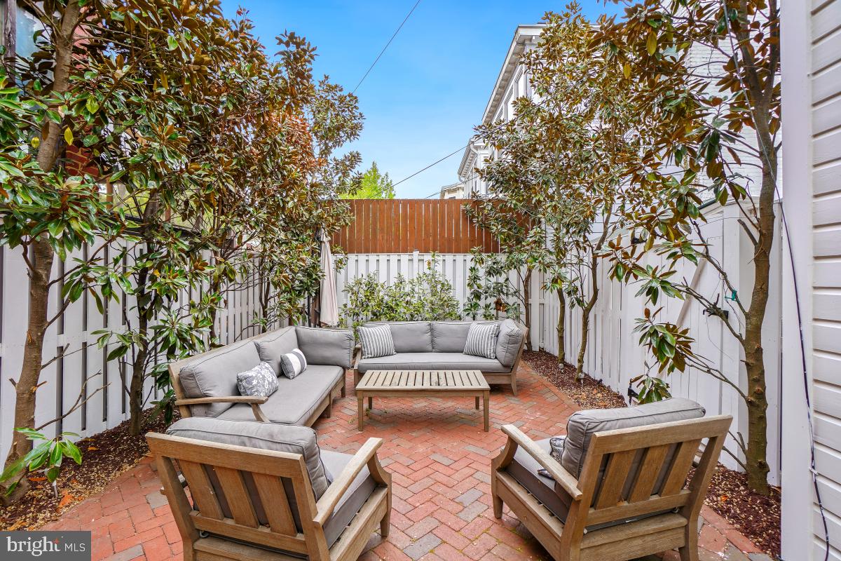 2021 KLINGLE ROAD NW