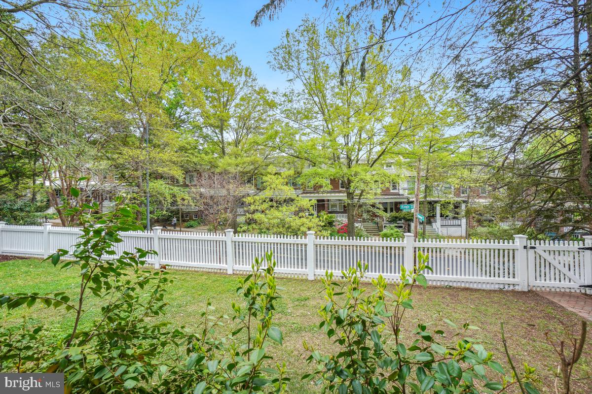 2021 KLINGLE ROAD NW