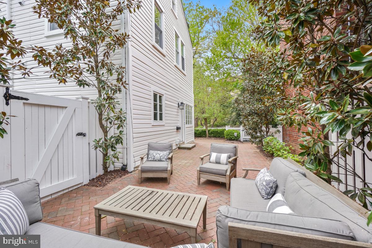 2021 KLINGLE ROAD NW