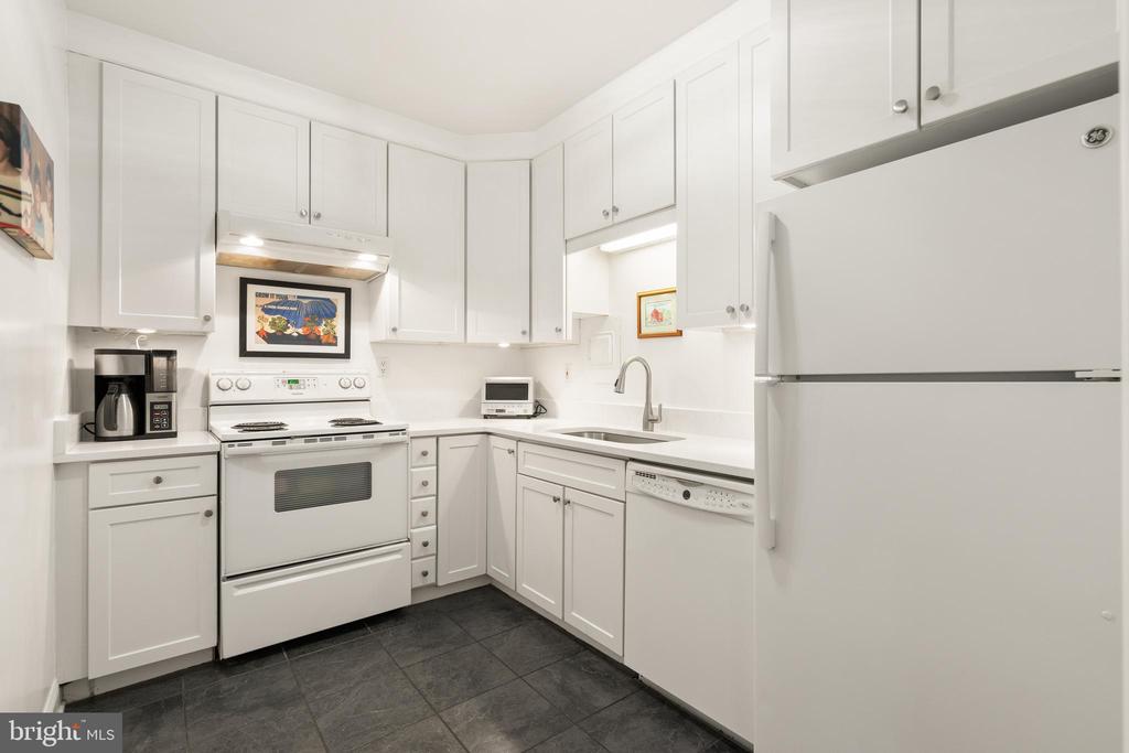 1855 CALVERT STREET NW Unit: 101