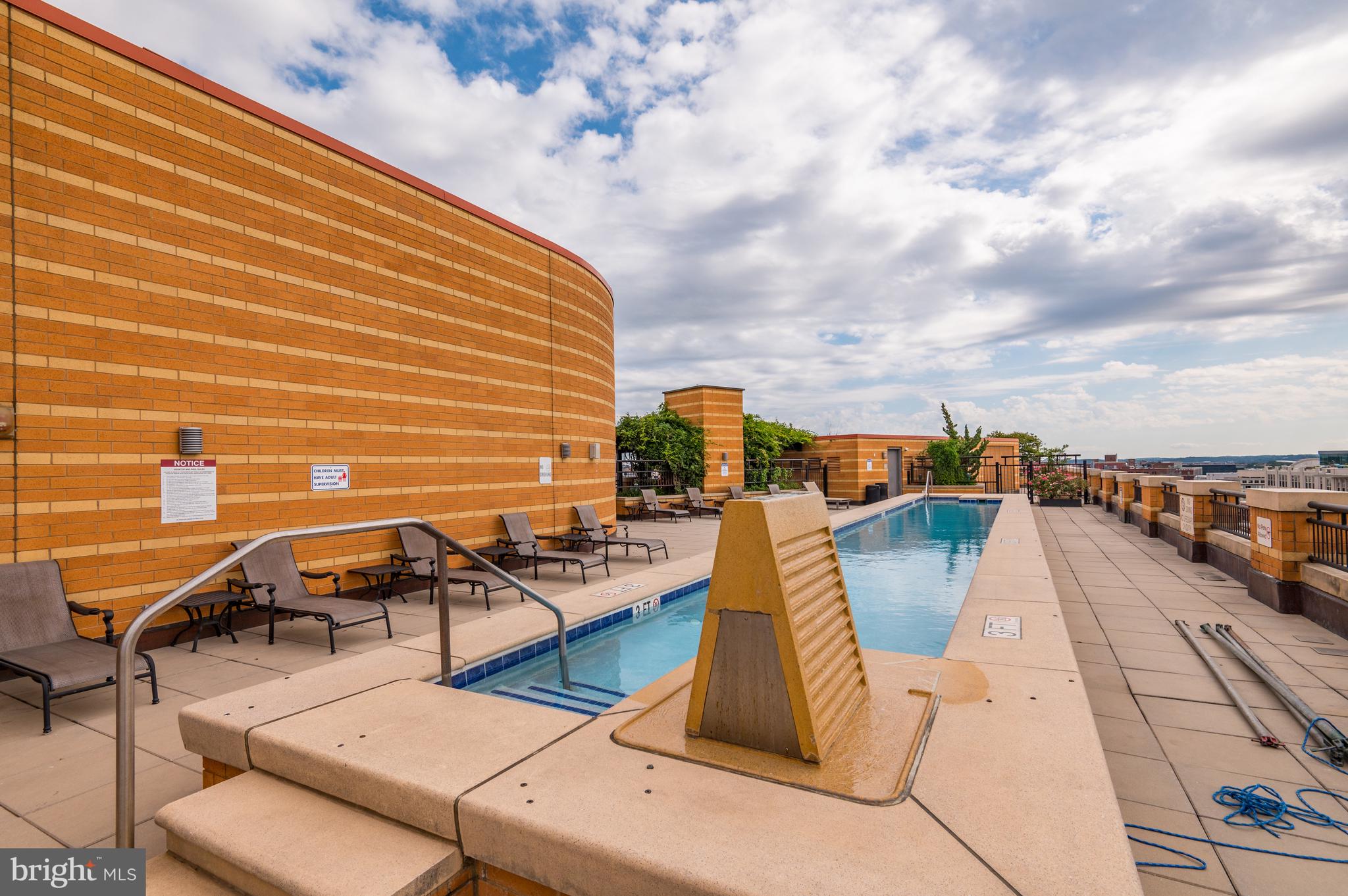 400 MASSACHUSETTS AVENUE NW 1108