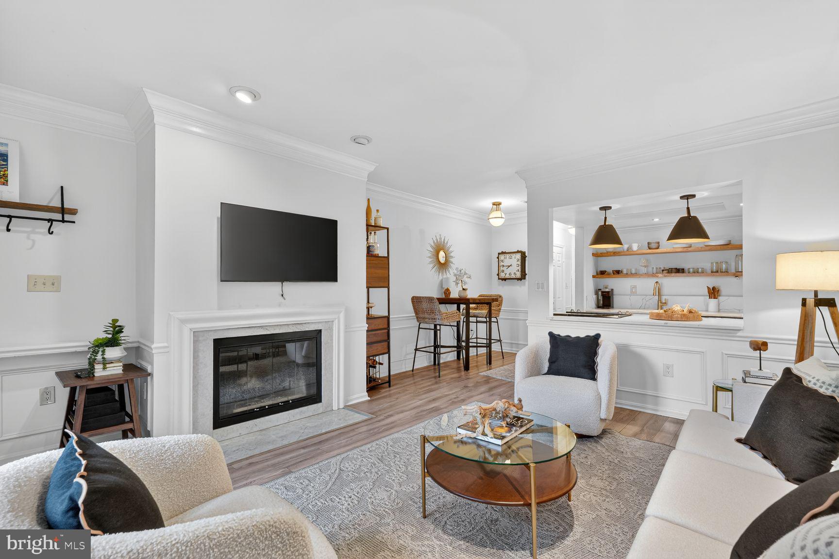 216 3RD STREET NE 28