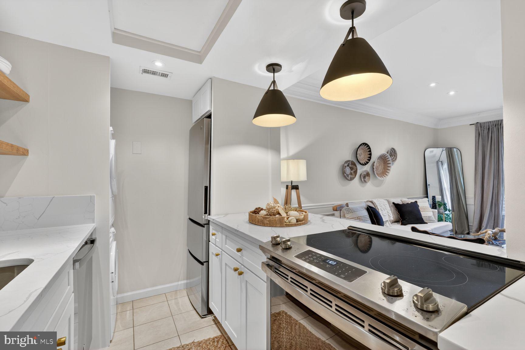 216 3RD STREET NE 28