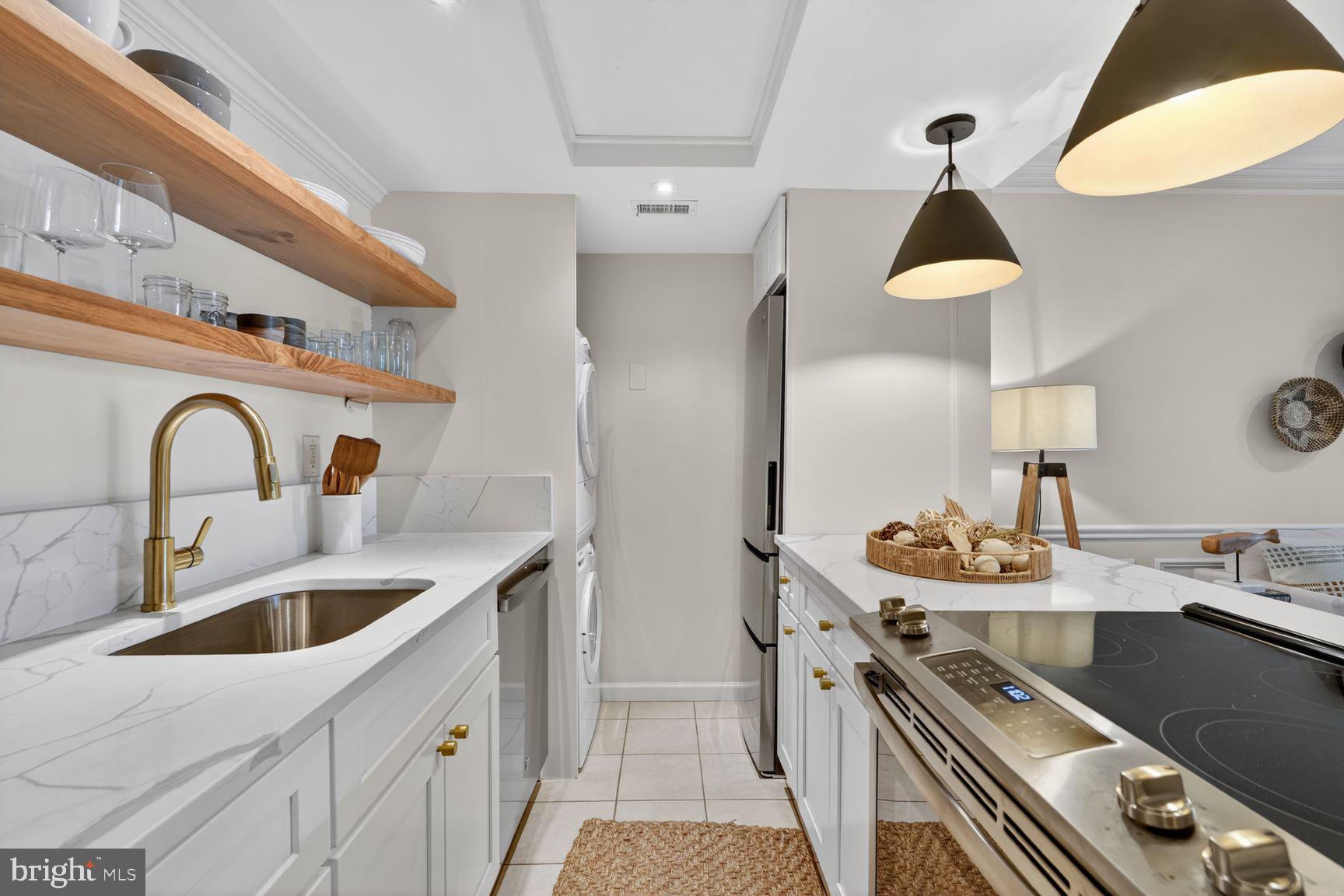 216 3RD STREET NE 28