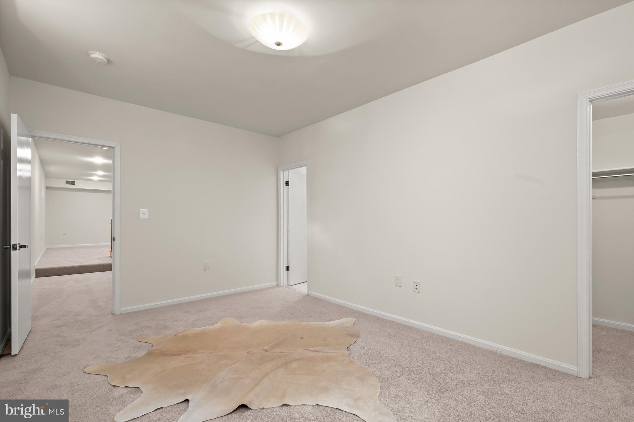 6109 EASTVIEW STREET