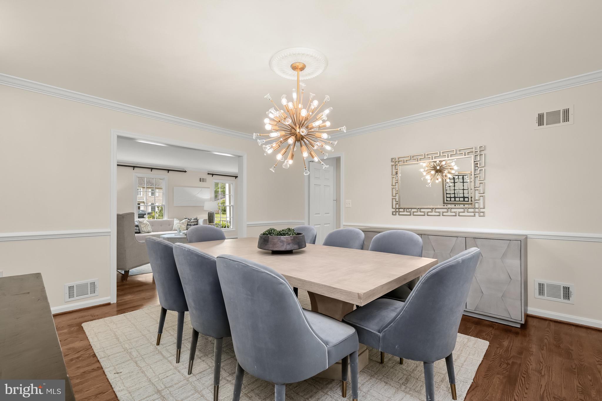 6109 EASTVIEW STREET