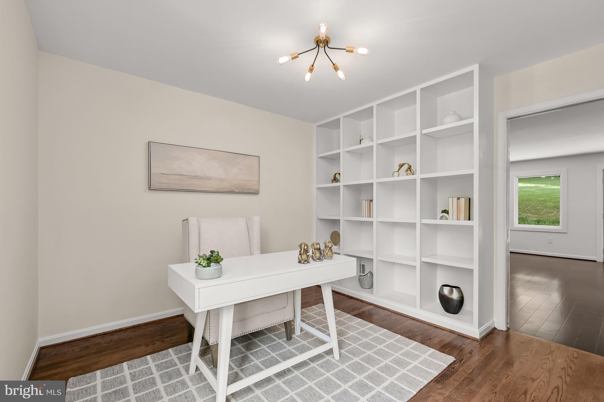 6109 EASTVIEW STREET