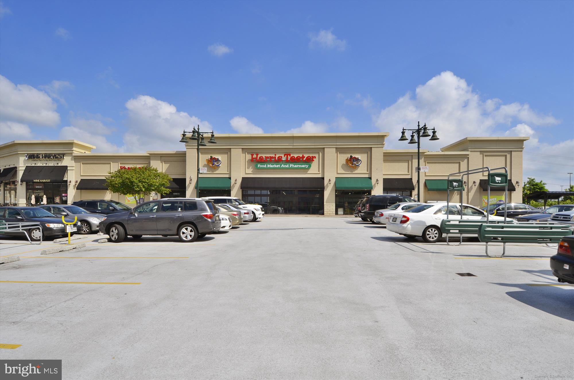 12119 GREENLEAF AVENUE