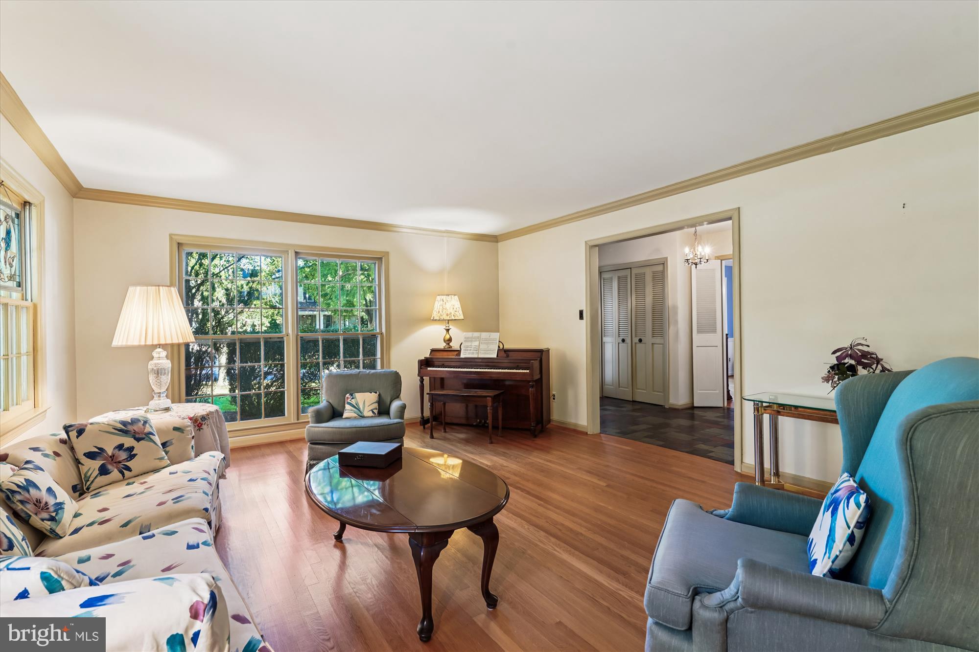 12119 GREENLEAF AVENUE