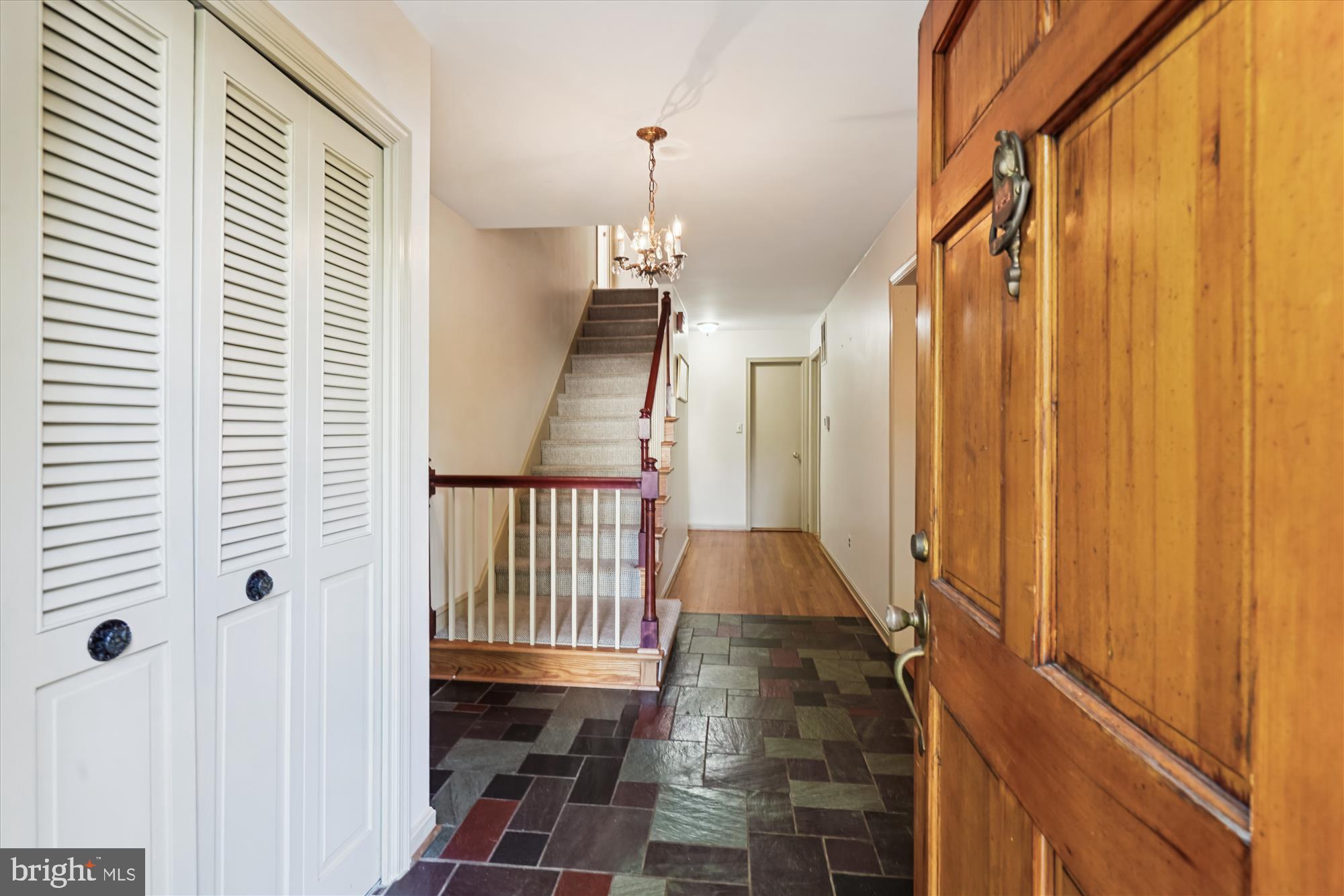 12119 GREENLEAF AVENUE