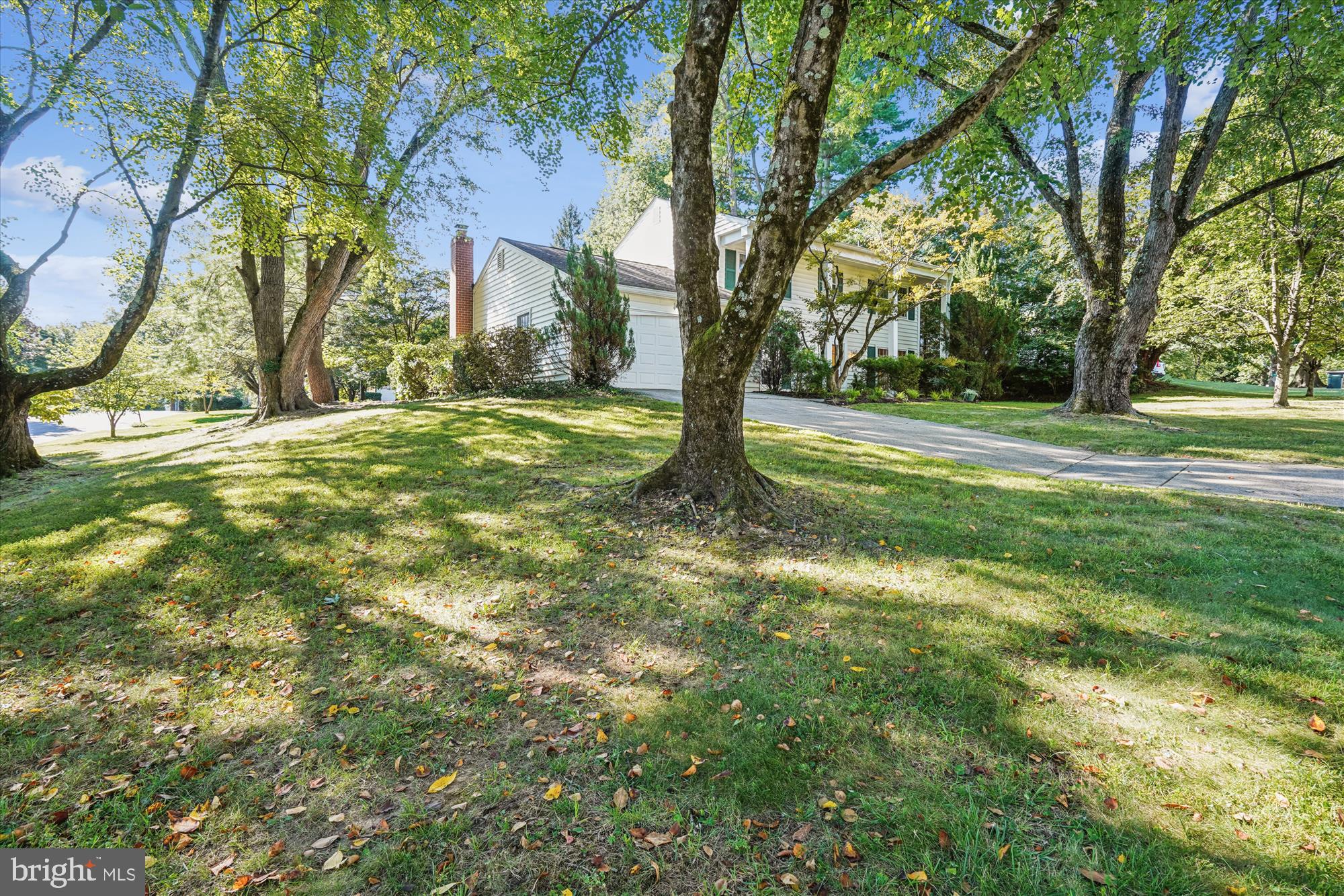 12119 GREENLEAF AVENUE